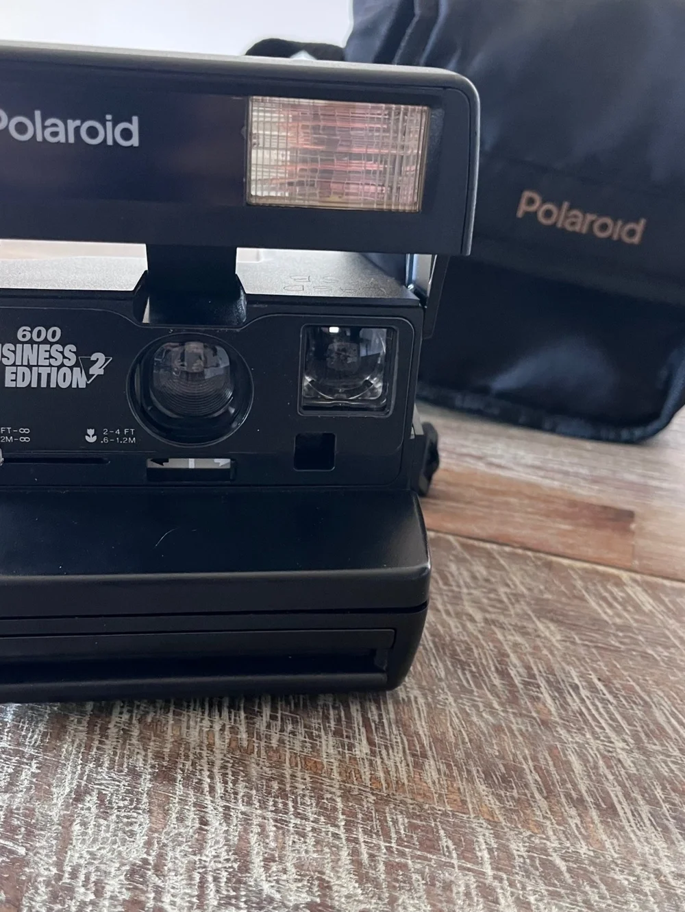 Polaroid 600 Business Edition2 Vintage Instant Film Camera (1980s–1990s) w/ Case